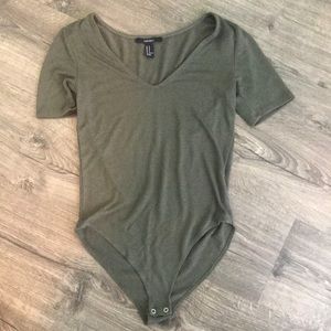 Short sleeve bodysuit